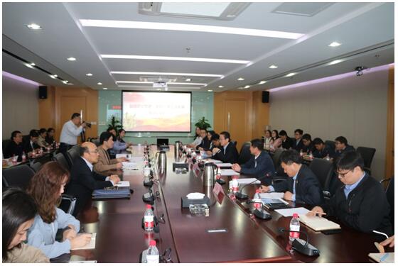 云顶集团信息开展“加强非公党建，更好引领企业发展”主题党课学习活动